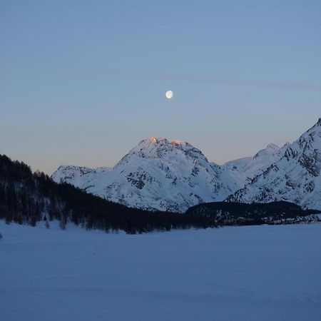 Hotel Ristorante Lagrev Maloja Bagian luar foto